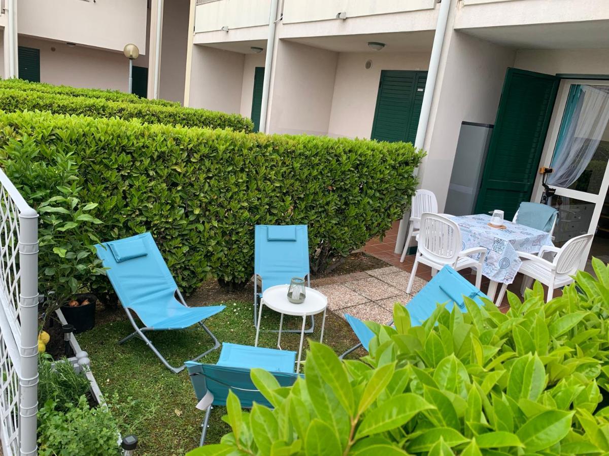 Apartment Caorle De Lux Swimming Pool, Parking, Garden Exterior photo