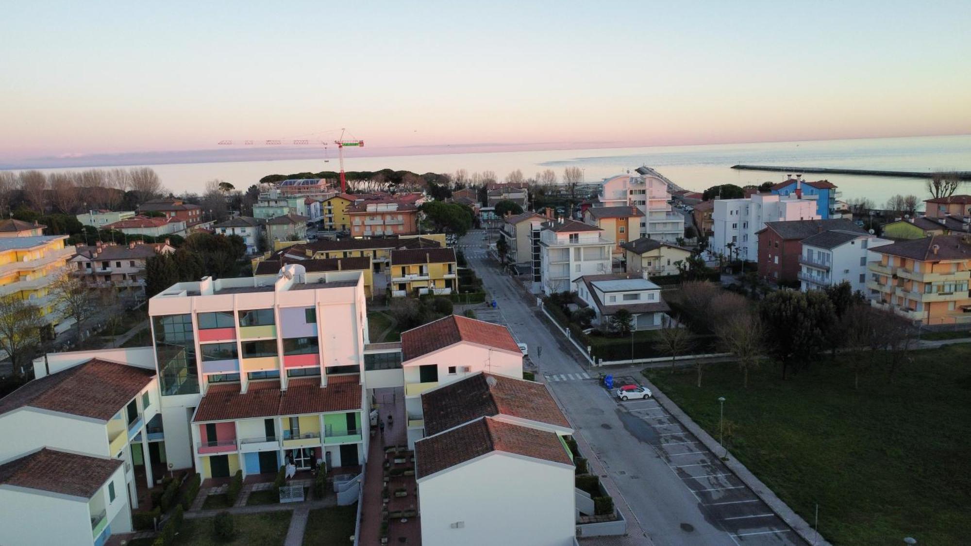 Apartment Caorle De Lux Swimming Pool, Parking, Garden Exterior photo