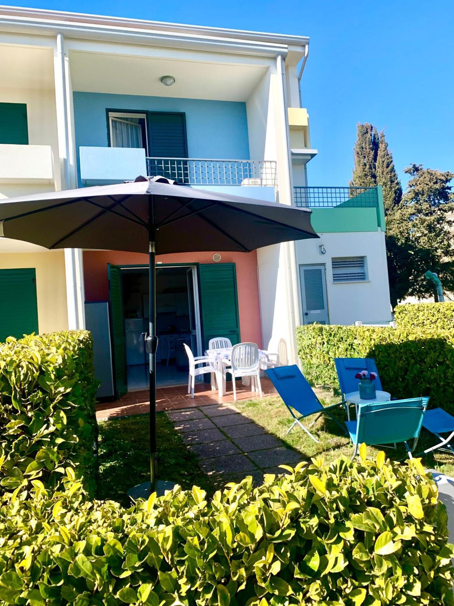Apartment Caorle De Lux Swimming Pool, Parking, Garden Exterior photo